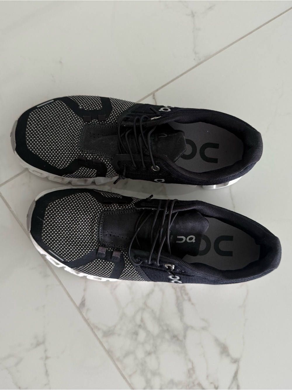 On Running Cloud Runner Men's Black/White Running Shoes